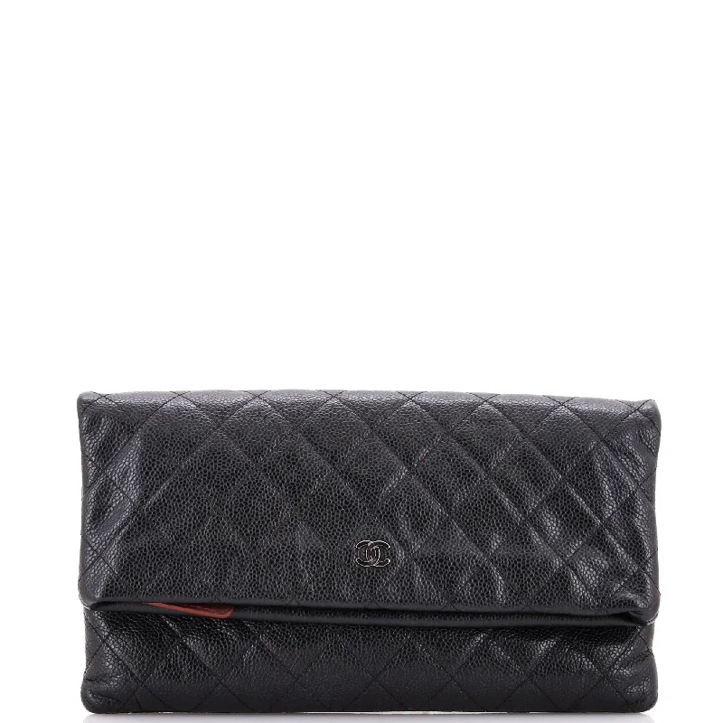 Beauty CC Clutch Quilted Caviar