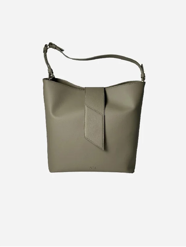 Stella Apple Leather Tote Bag | Pistachio