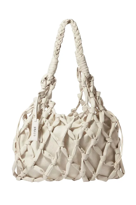 Women's Hitch Shoulder Bag In Cream